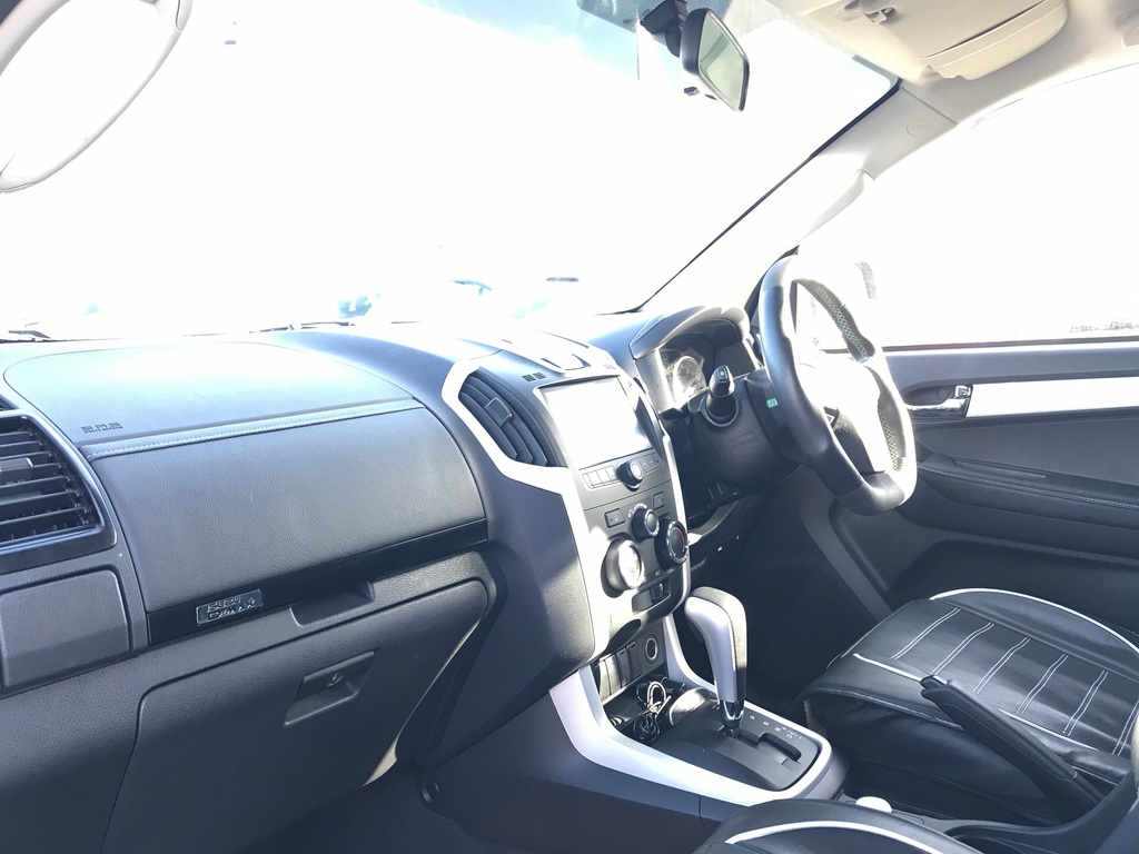 Isuzu D-Max 1.9 Xtr Nav Double Cab 4X4 Black #3