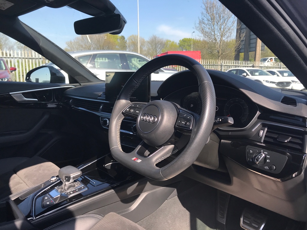 Audi A4 35 Tfsi Black Edition S Tronic Grey #3