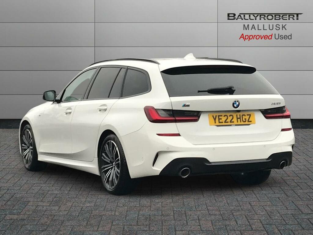 BMW 3 Series 320I M Sport Step YE22HGZ White #2