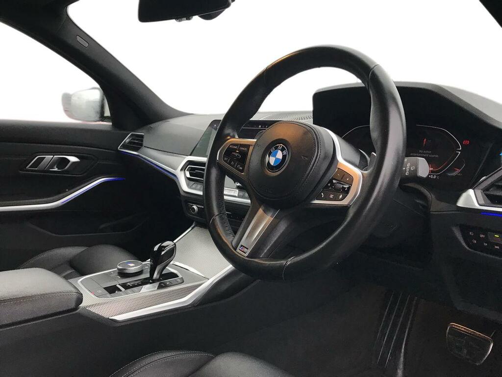 BMW 3 Series 320I M Sport Step YE22HGZ White #3