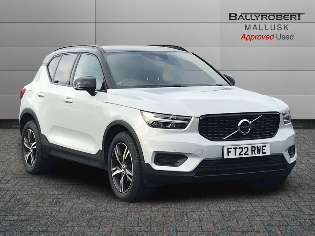 Volvo XC40 1.5 T3 163 R Design Silver