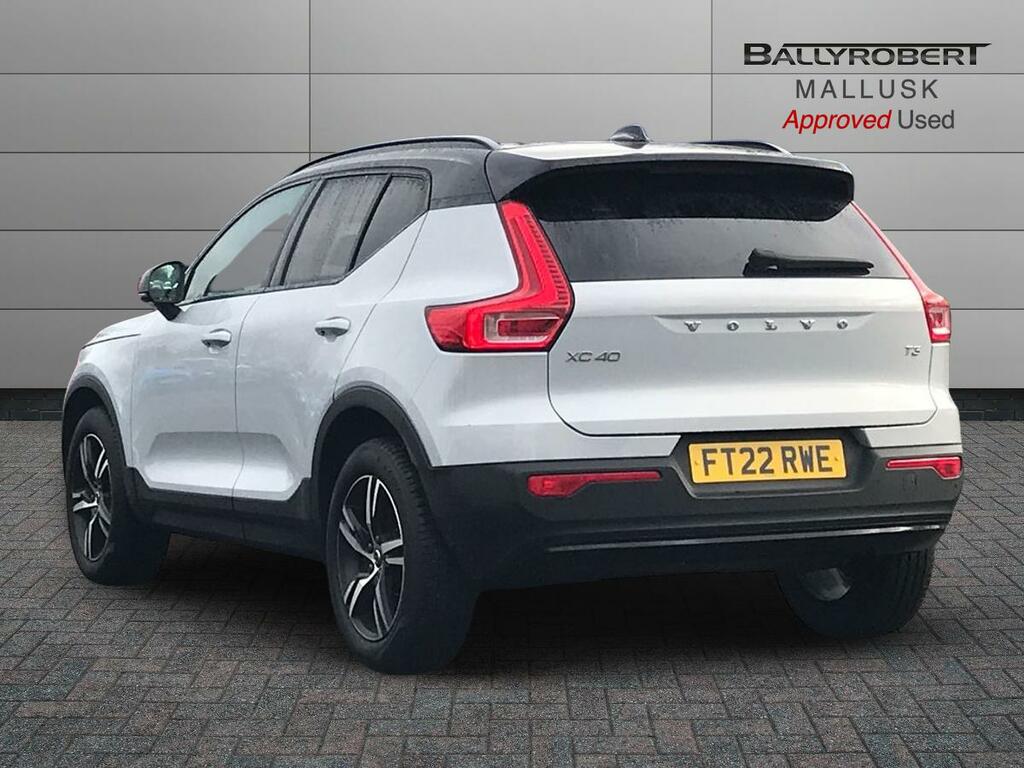 Volvo XC40 1.5 T3 163 R Design FT22RWE Silver #2