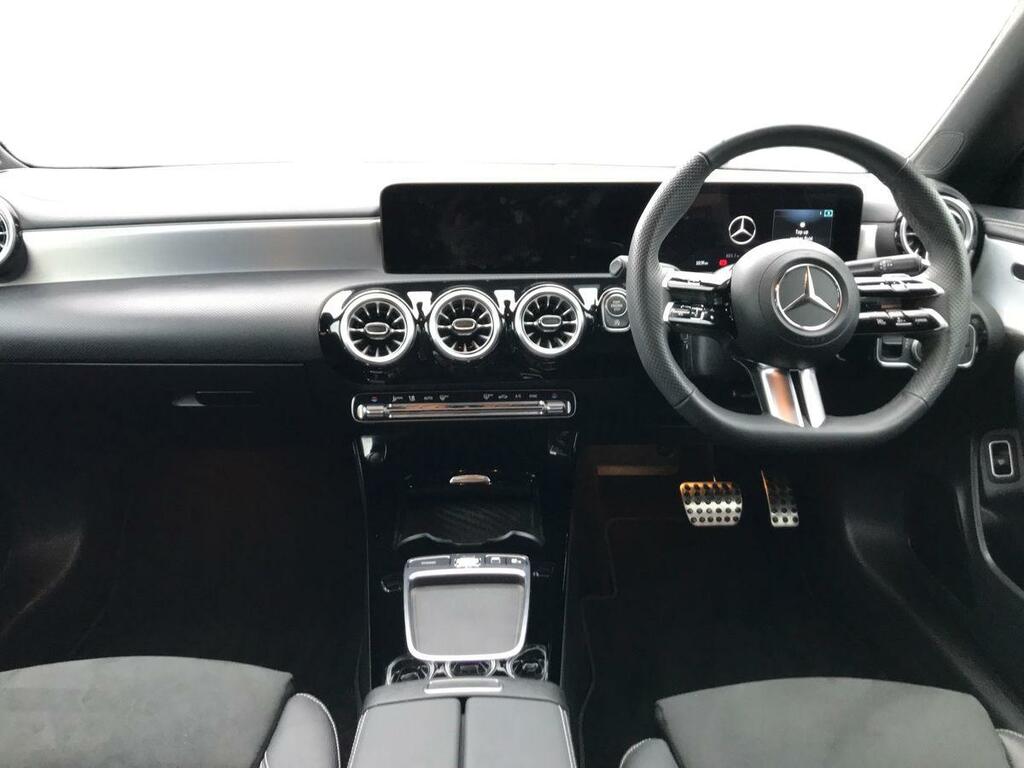 Mercedes-Benz CLA Class Cla 180 Amg Line Premium Tip Blue #4