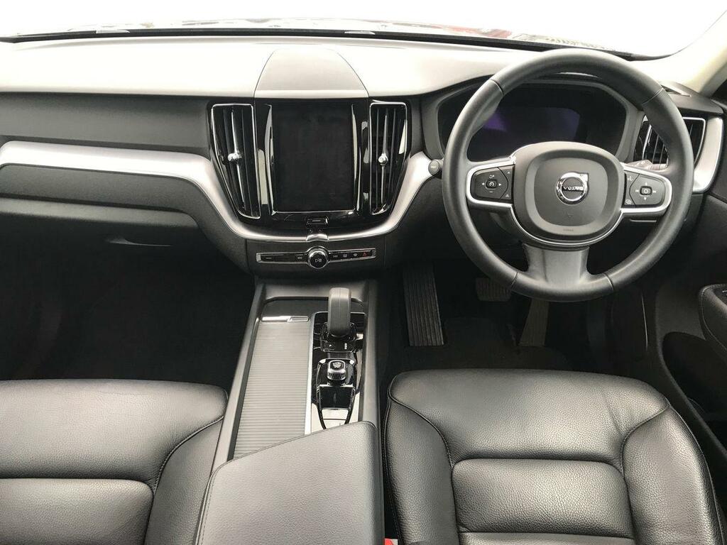 Volvo XC60 2.0 B5p Momentum Awd Geartronic SD71VHB Blue #4
