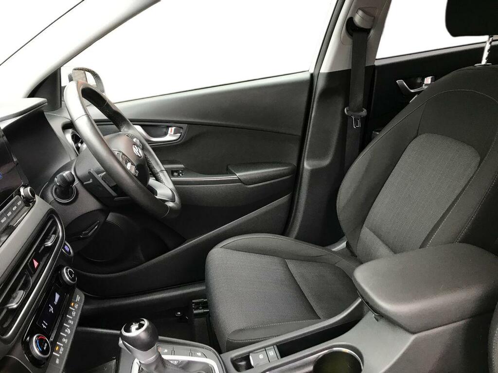 Hyundai Kona 1.6 Gdi Hybrid Premium Dct WH72COA White #6