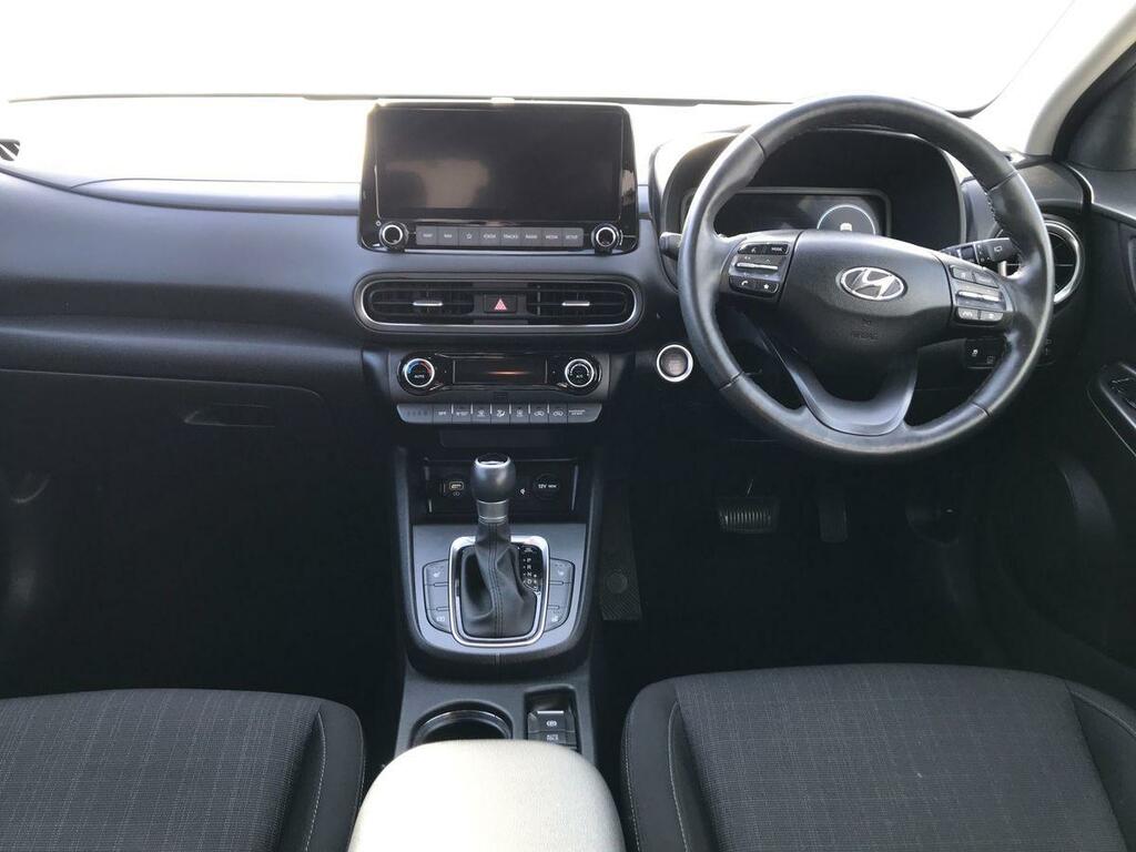 Hyundai Kona 1.6 Gdi Hybrid Premium Dct YW72KGG White #4