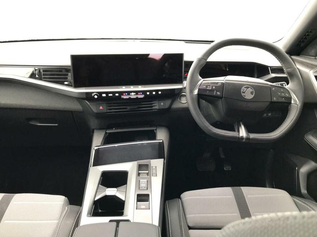 Vauxhall Grandland 1.2 Hybrid 136 Ultimate E-dct6 Pan Roof DV25BGE Black #4