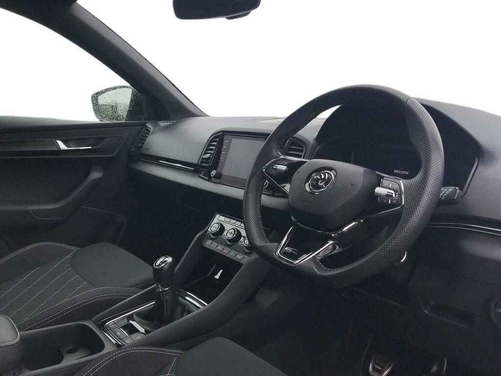 Skoda Karoq 1.5 Tsi Sportline HSZ7288 White #3
