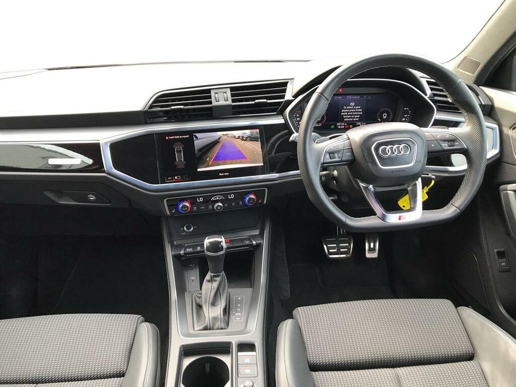 Audi Q3 35 Tfsi Black Edition S Tronic YW23OPP White #4
