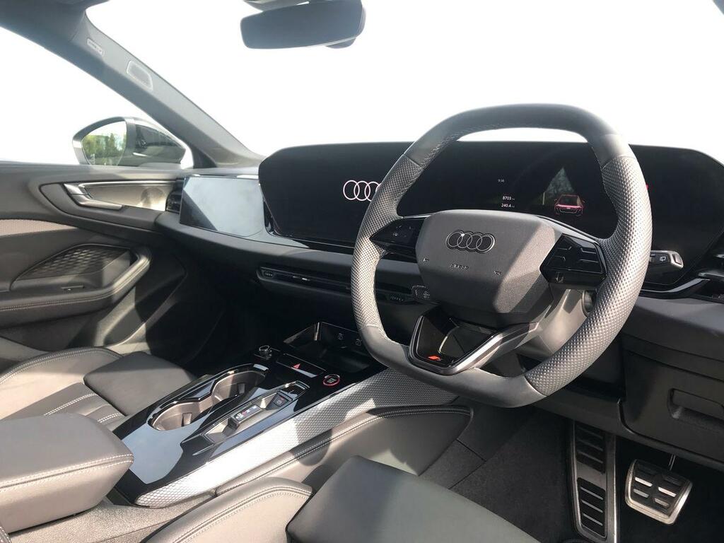 Audi A5 2.0 Tdi 204 Edition 1 S Tronic LP74BFF Black #4