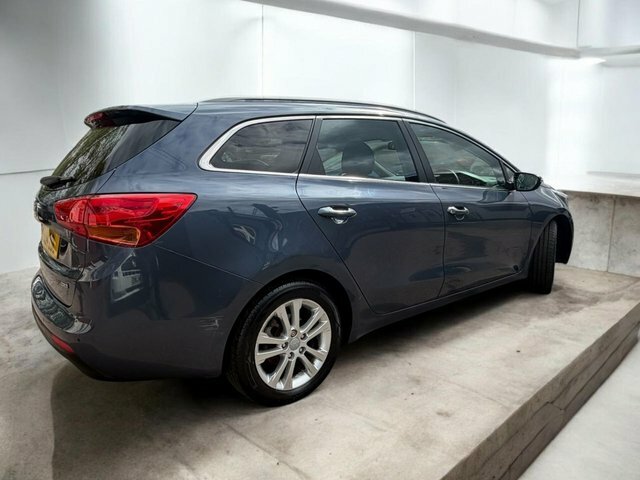 Kia Ceed 1.6 Crdi 3 Sportswagon Blue #4