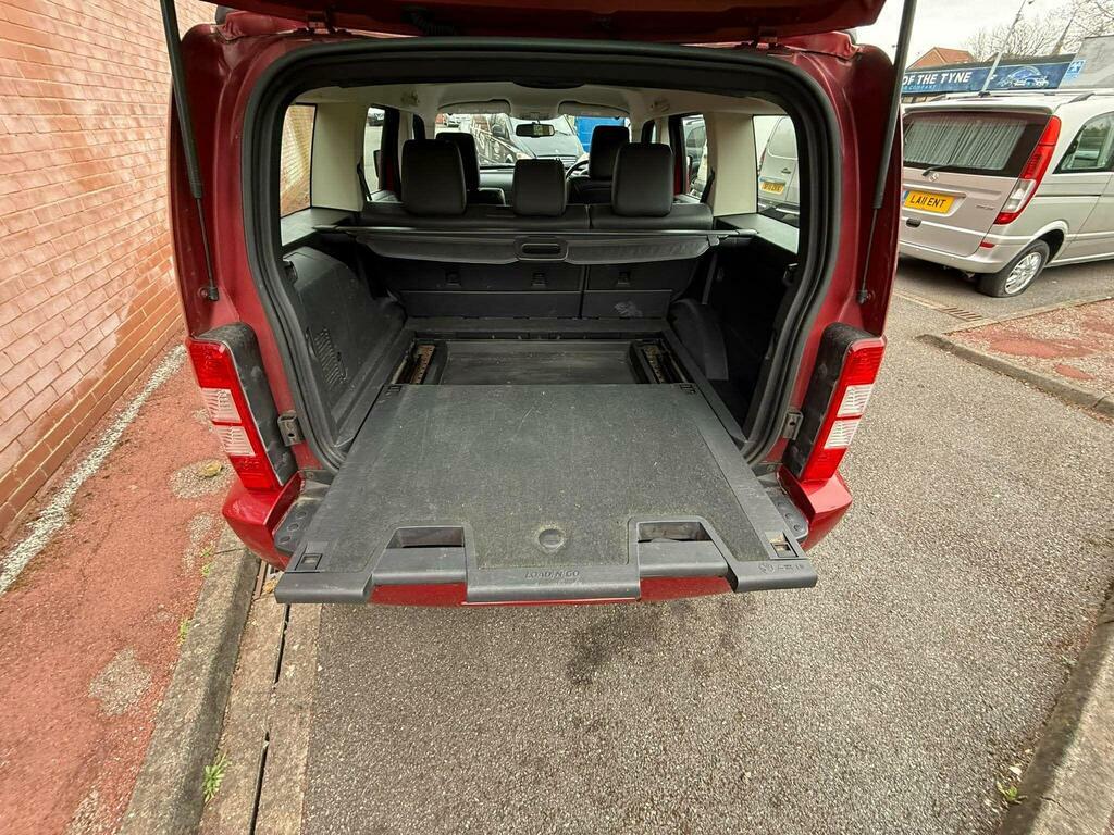 Dodge Nitro 2.8 Sxt Td 175 Bhp Black #11