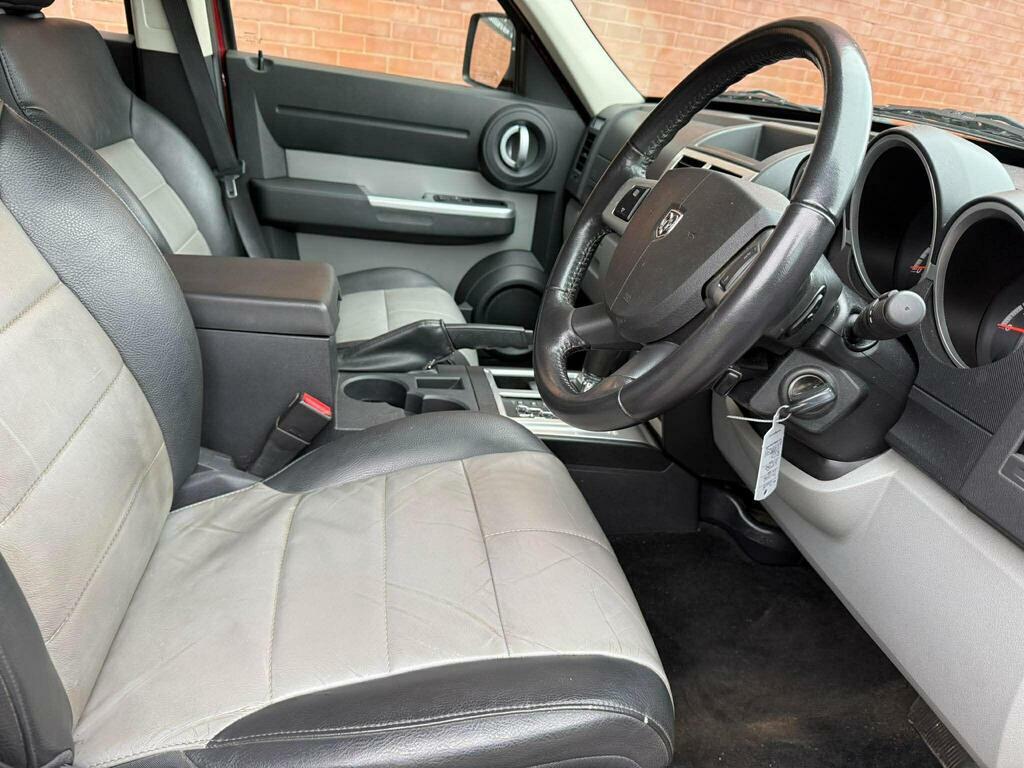 Dodge Nitro 2.8 Sxt Td 175 Bhp Black #13