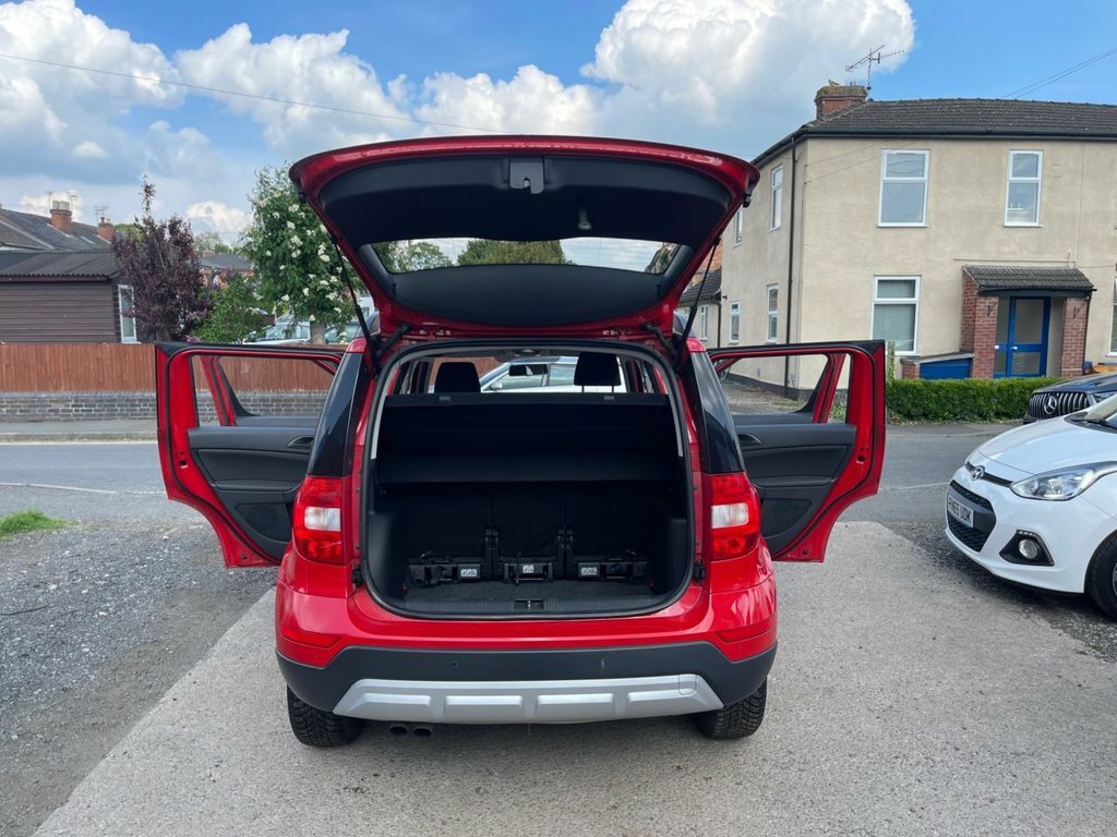 Skoda Yeti 2L S DV14JFN Red #3