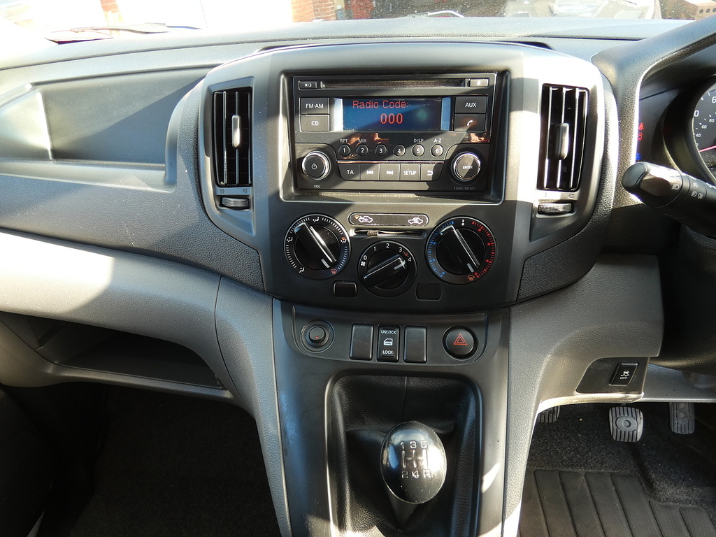 Nissan NV200 1.5Dci Acenta Panel Van Nice Van U5030 White #5