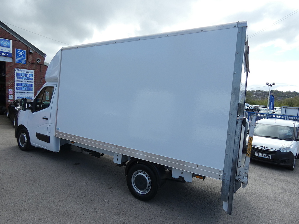 Renault Master 2.3Cdi 35 Business 4M Luton With Tail Lift U5191 FX21BWV White #3