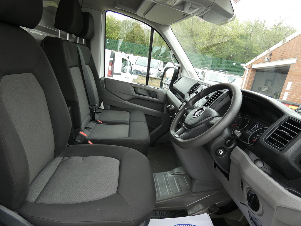 Volkswagen Crafter 2.0Tdi Cr35 Startline Dropside Pickup Tail Lift Fs White