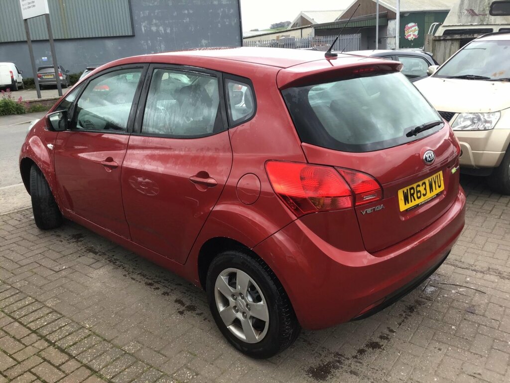 Kia Venga 1.4 Ecodynamics 1 Air Euro 5 Ss Red #3