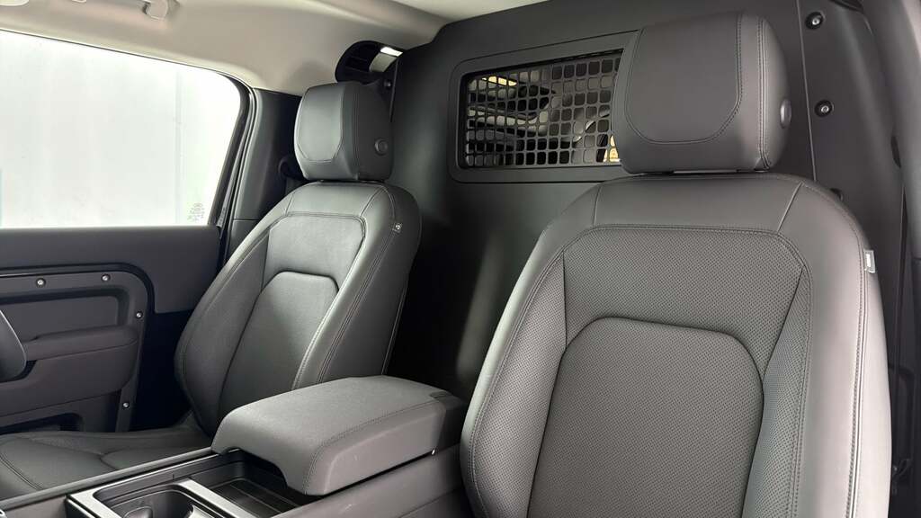 Land Rover Defender 90 3.0 D250 Mhev Se Hard Top Suv 4Wd Black #4