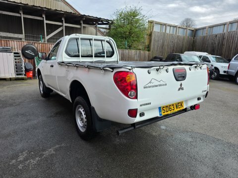 Mitsubishi L200 Di-d 4X4 4Work SD63WEK White #6