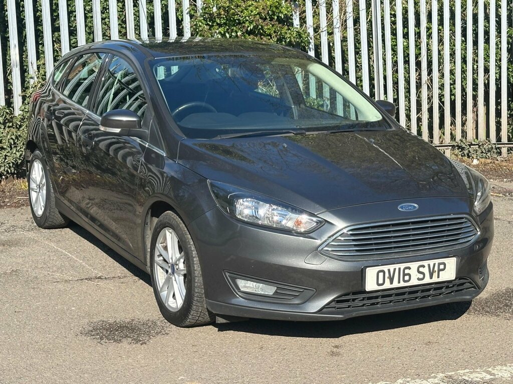Ford Focus 1.0T Ecoboost Zetec Euro 6 Ss Grey
