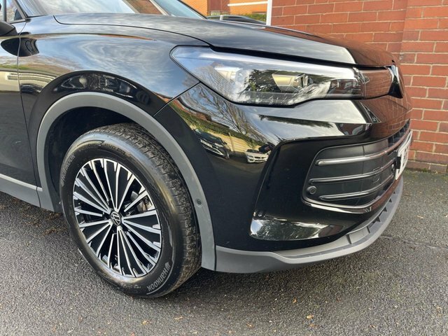 Volkswagen Tiguan Tsi Ehybrid 19.7Kwh Match GL25HJK Black #2
