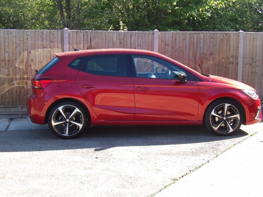 Seat Ibiza 1.0 Tsi Fr Sport Hatchback Ss WU74JYO Red #4