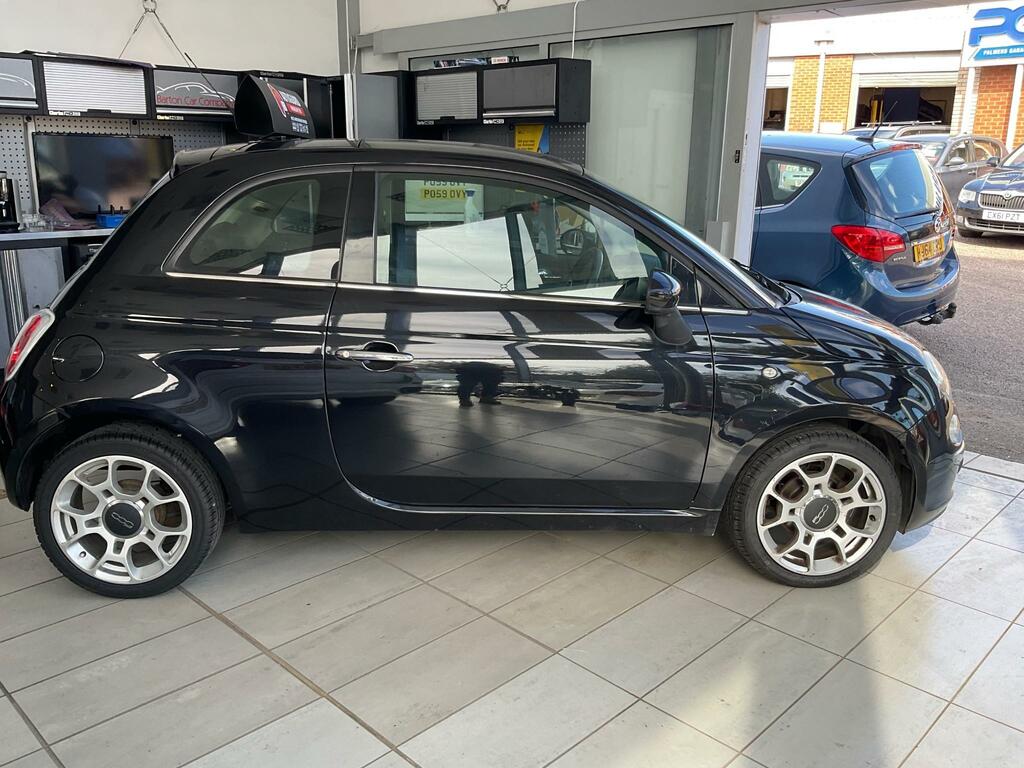 Fiat 500 Lounge Black #4