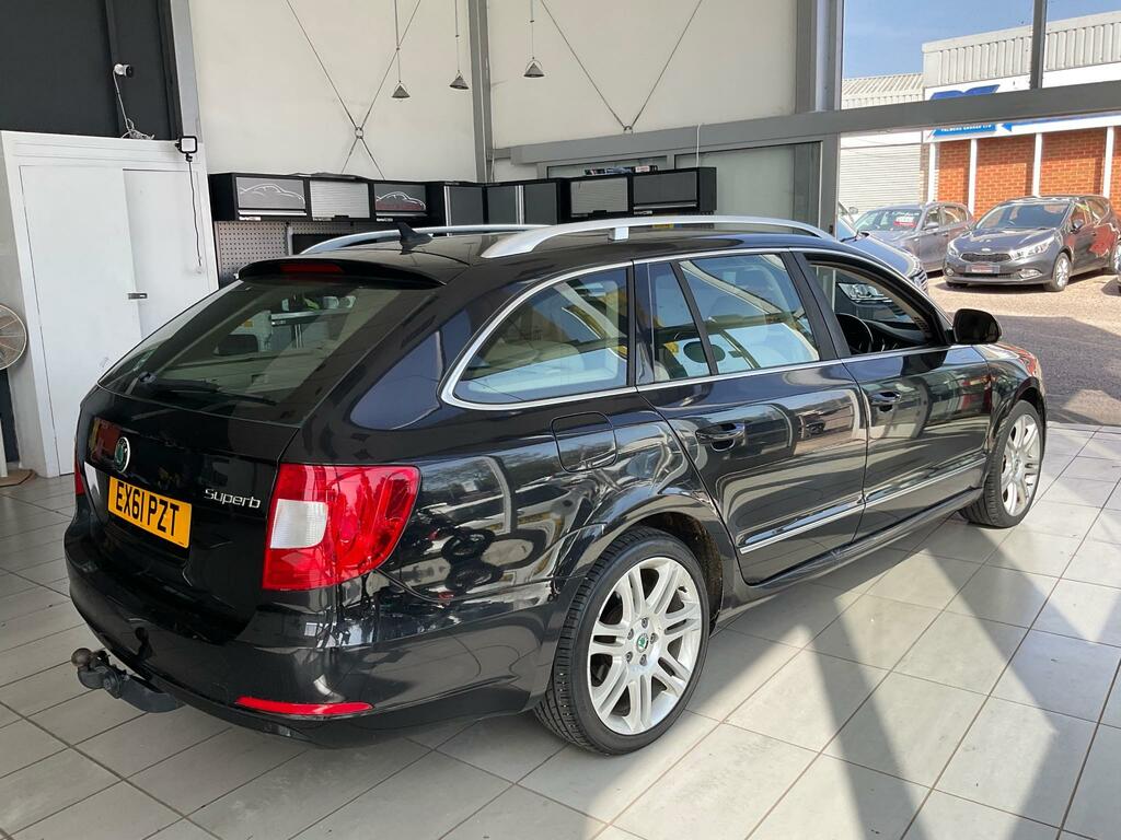 Skoda Superb Elegance Tsi Black #5