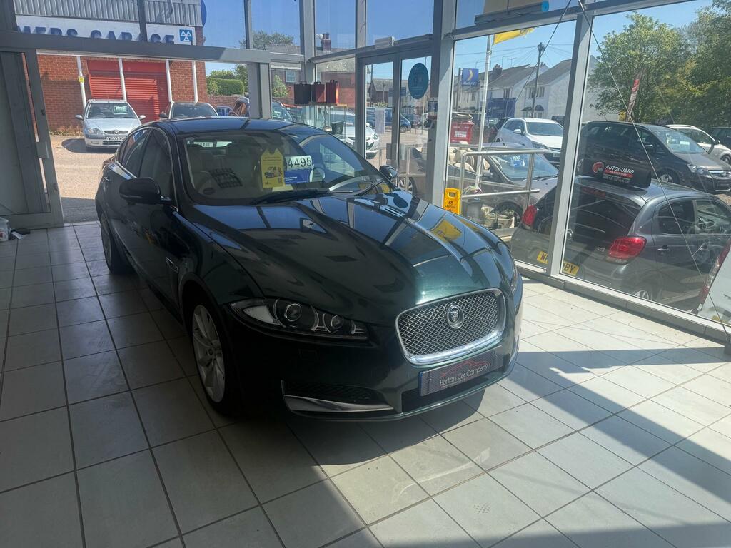 Jaguar XF Premium Luxury D Green