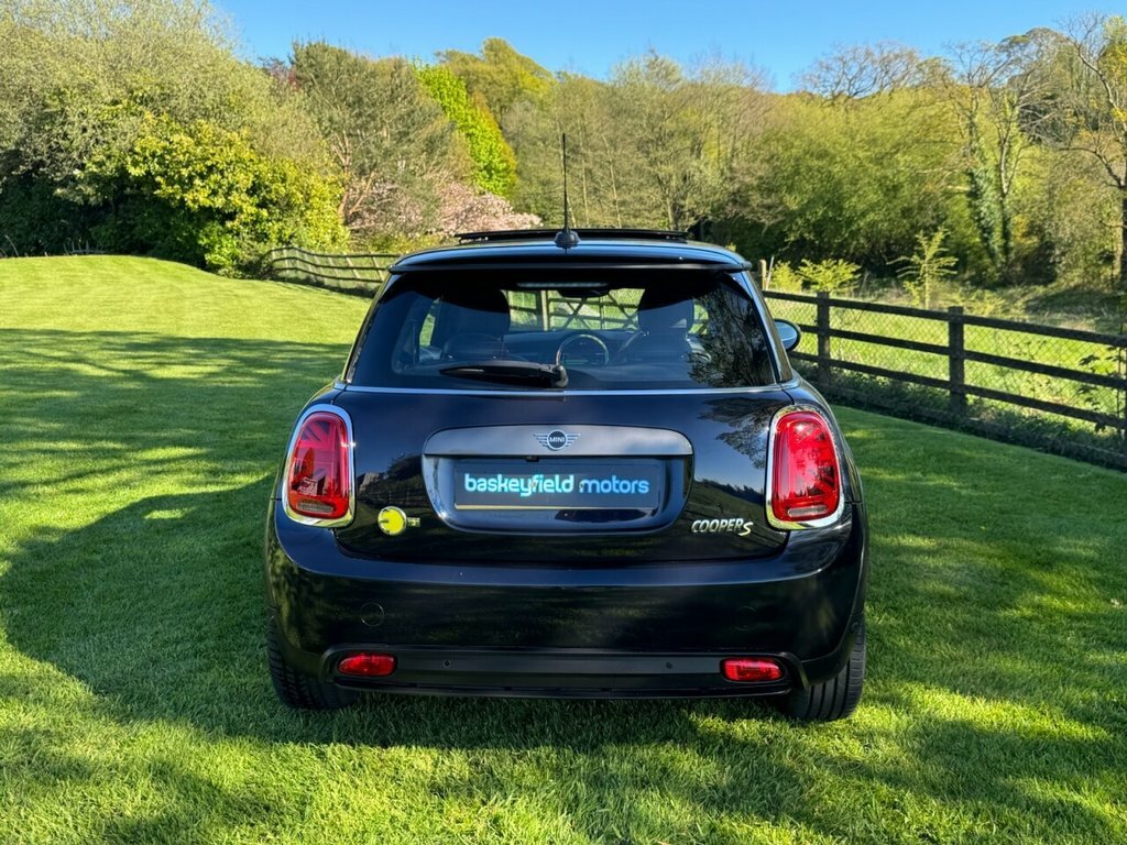 Mini Electric Hatchback MT20PPV Black #6