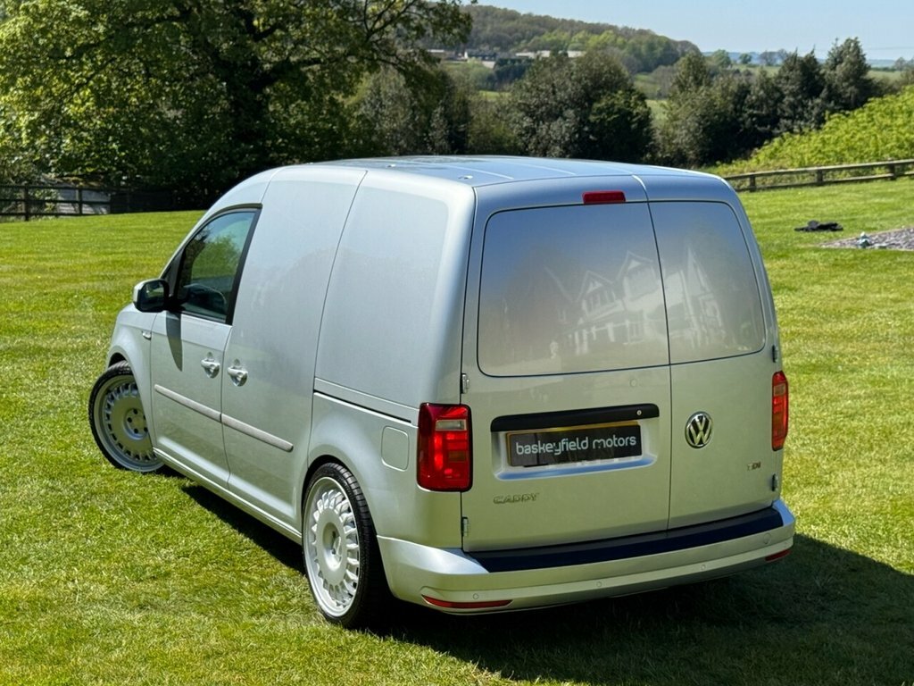 Volkswagen Caddy 2L Highline Silver #4
