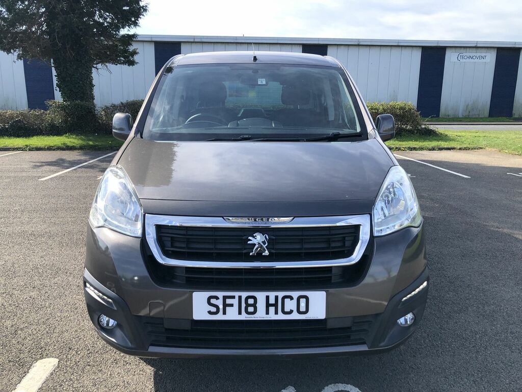 Peugeot Partner Tepee Tepee Active Grey #2