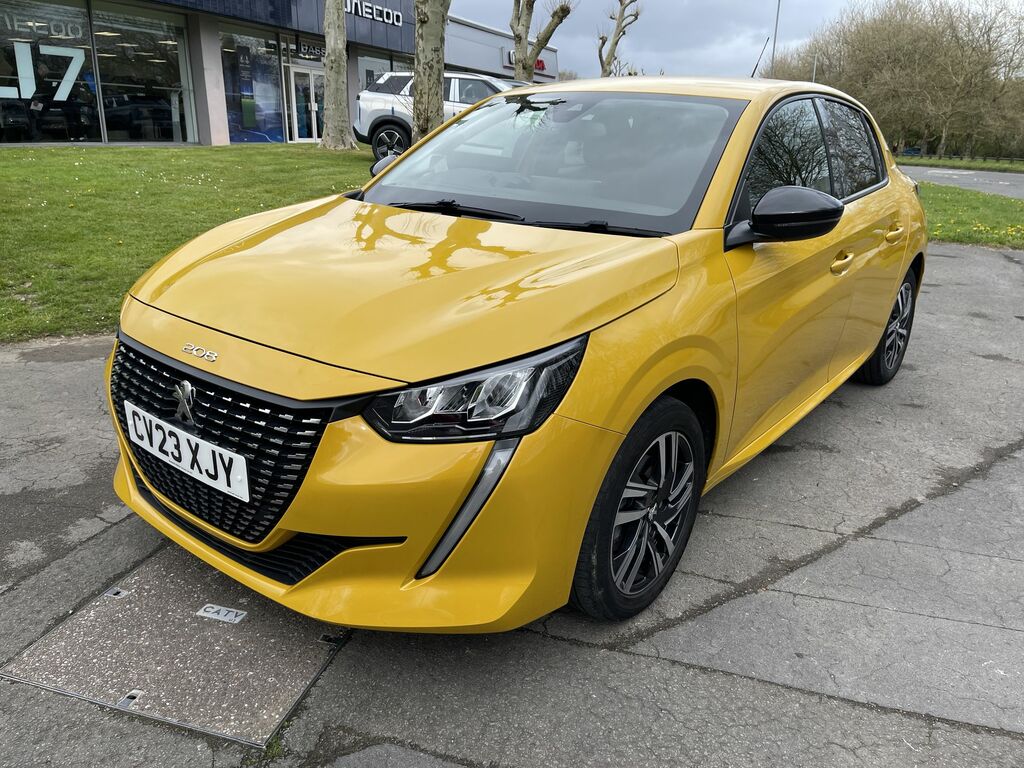 Peugeot 208 Puretech Allure Premium Plus Ss CV23XJY Yellow #3