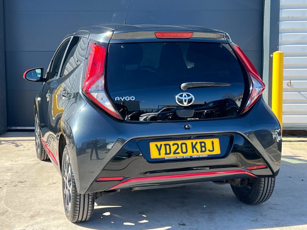 Toyota Aygo 1.0 Vvt-i X-trend Euro 6 YD20KBJ Grey #2