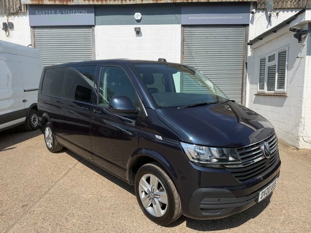 Volkswagen Transporter Shuttle Tdi Se Minibus Double Blue