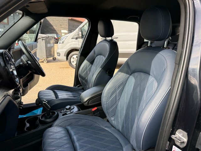 Mini Countryman Cooper S Exclusive Steptronic HN72MYV Black #3