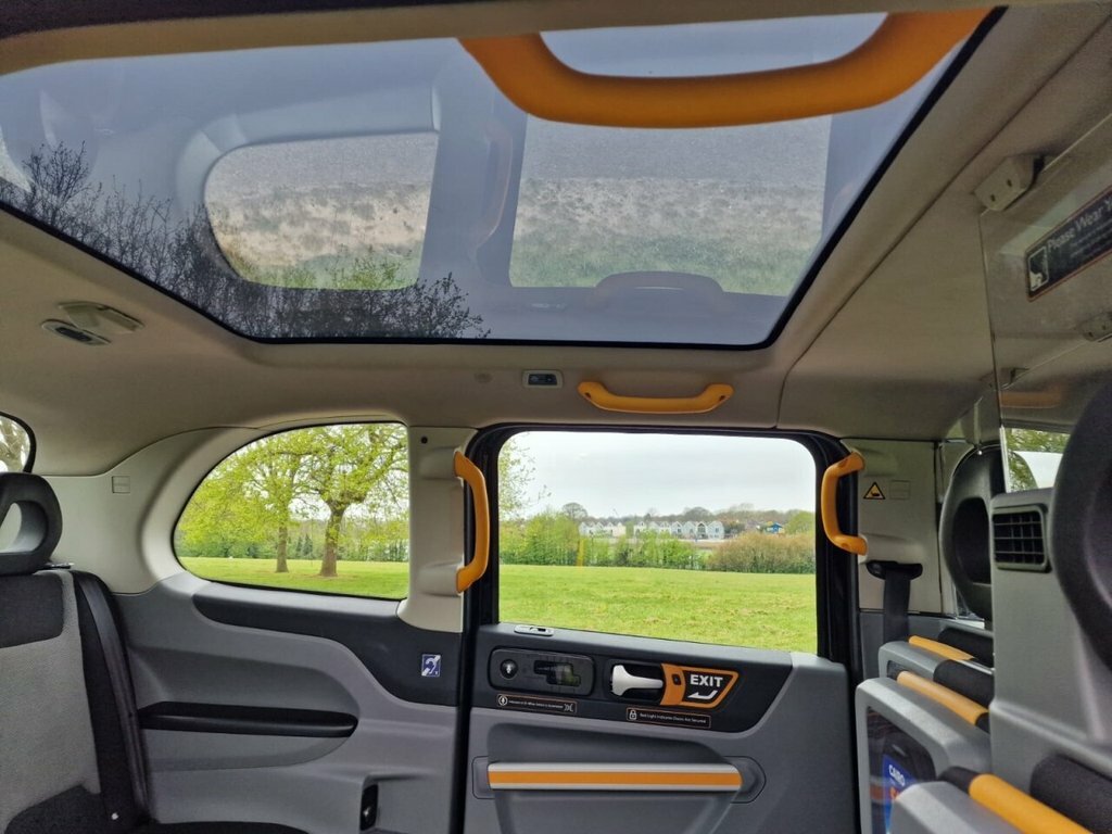 LEVC TX Vista Taxi Black #34