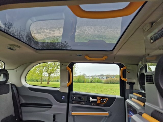 LEVC TX Vista Taxi Black #11