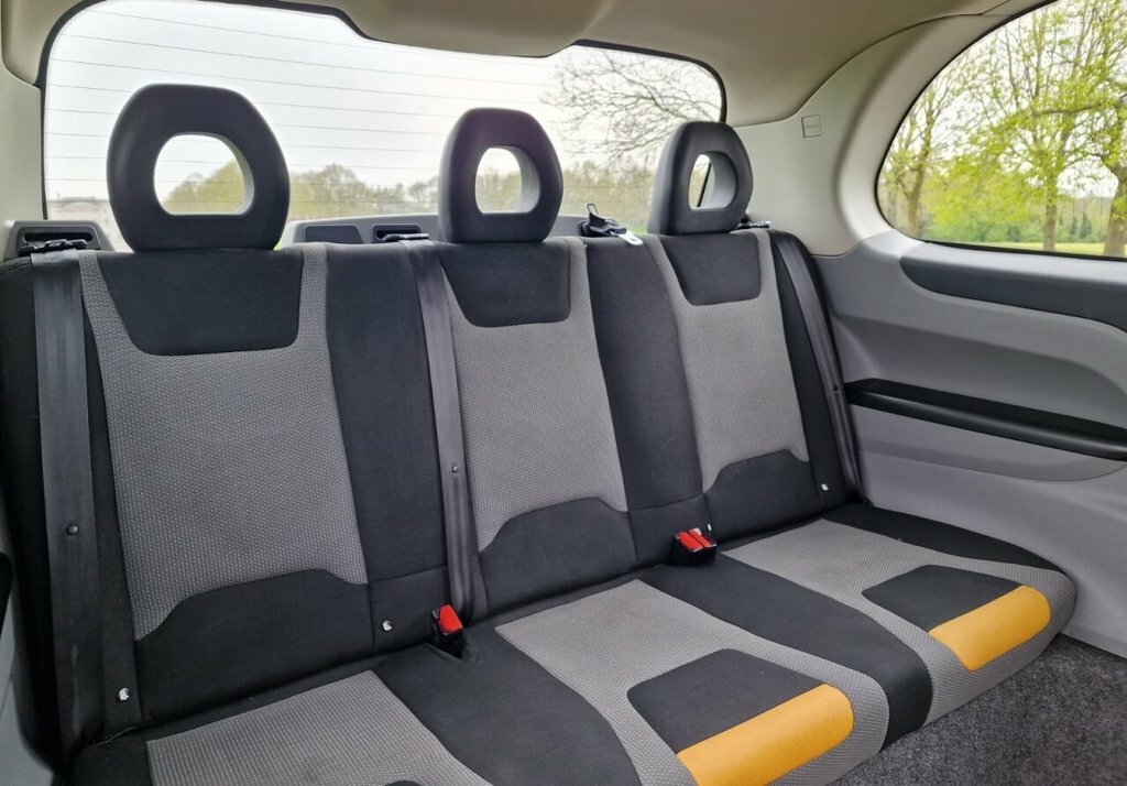 LEVC TX Vista Taxi Black #32