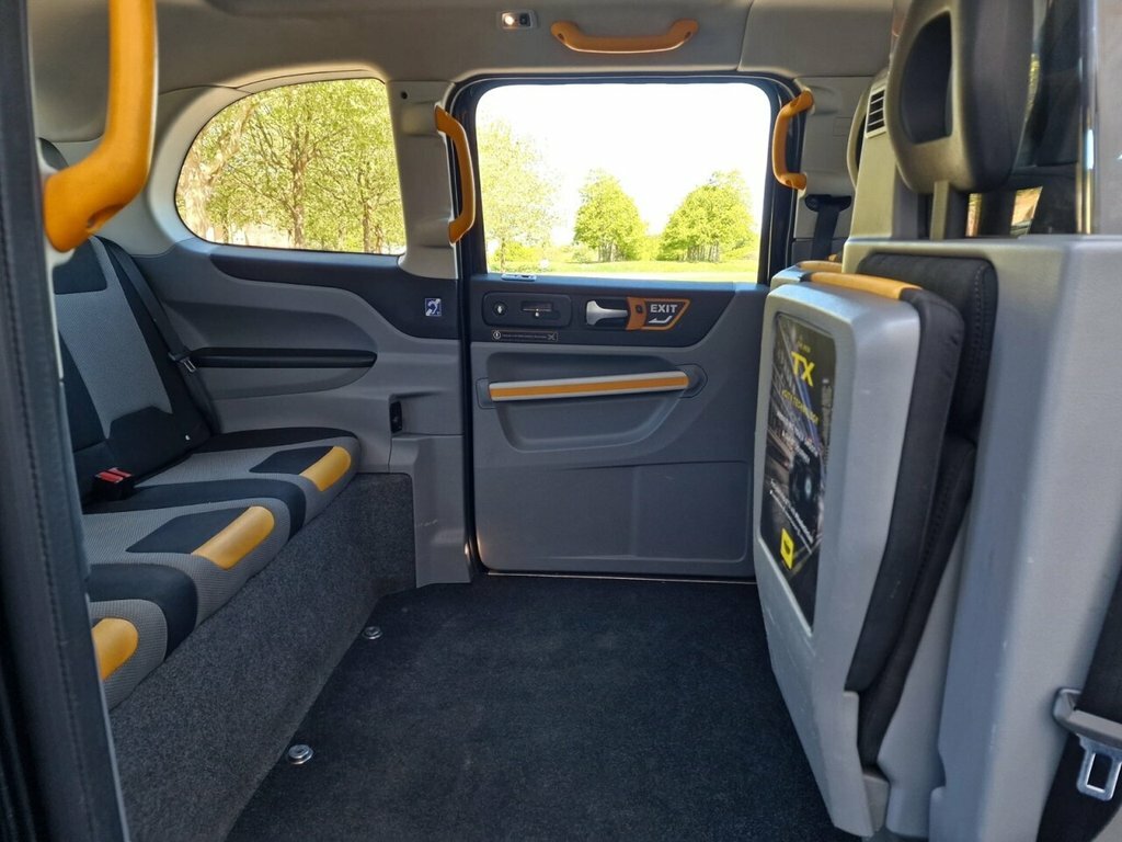 LEVC TX Vista Taxi Black #32