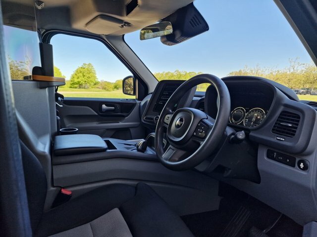 LEVC TX Vista Taxi Black #7