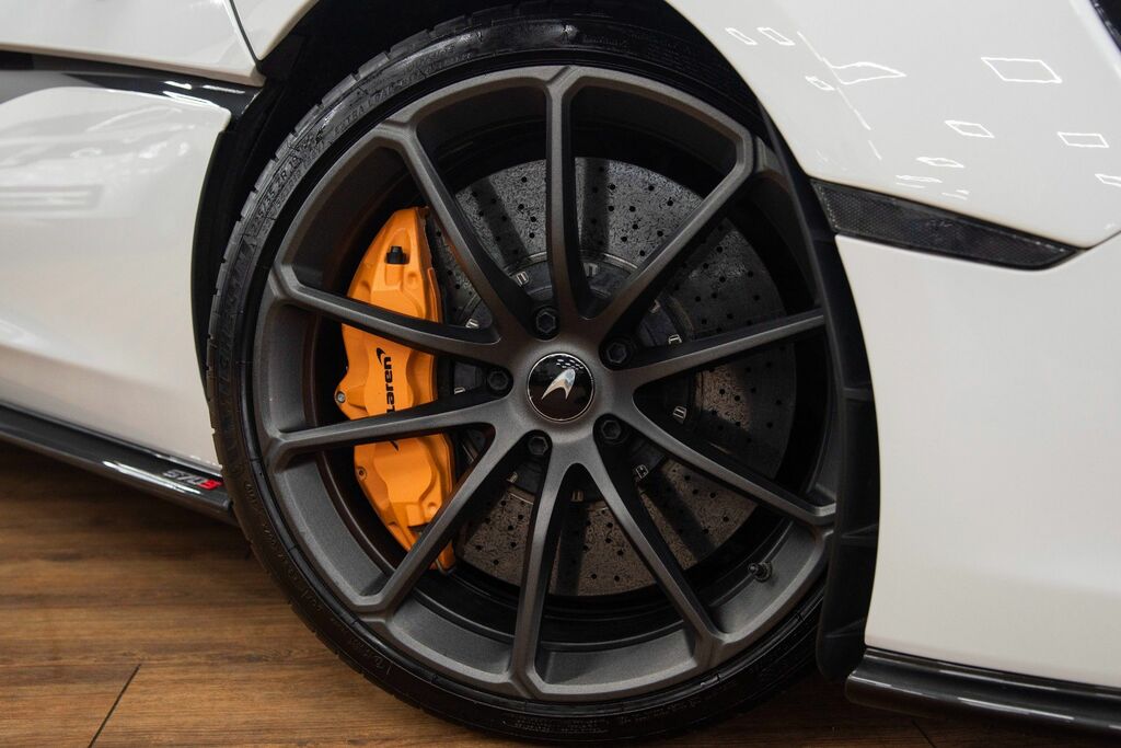 McLaren 570S Automatic White #5