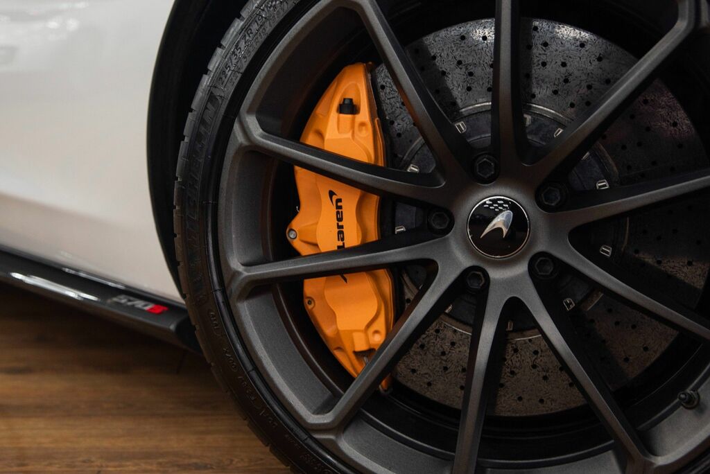 McLaren 570S Automatic White #6