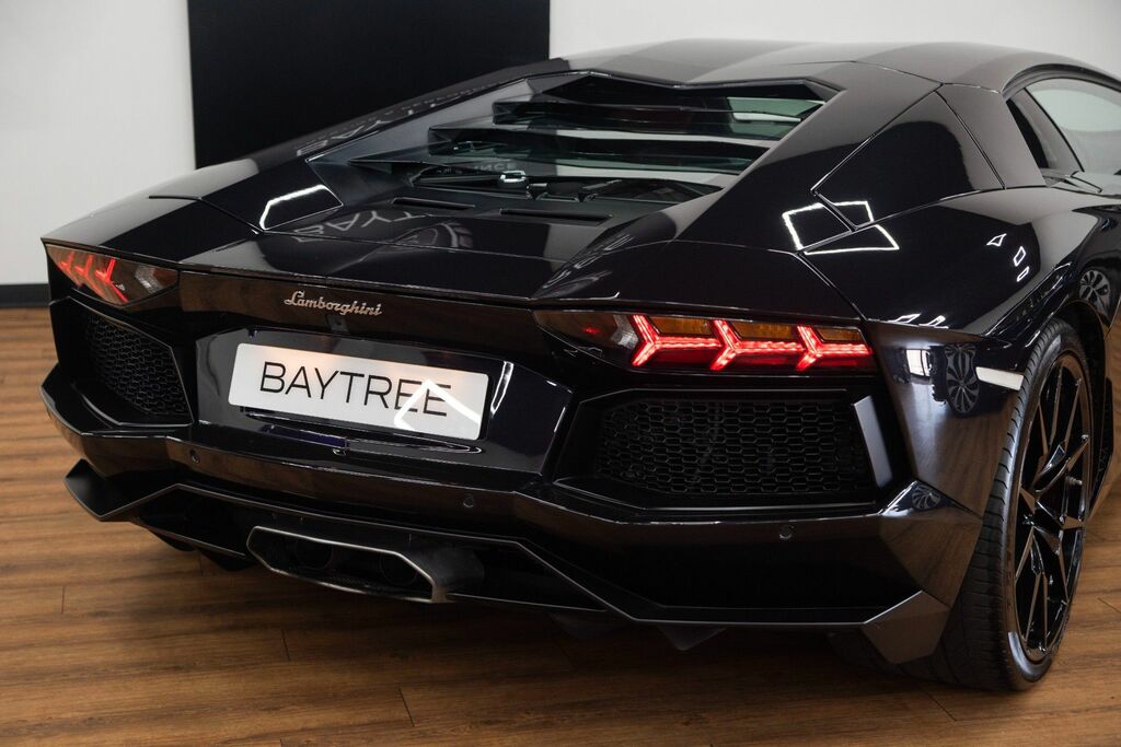 Lamborghini Aventador Lp 700-4 #21