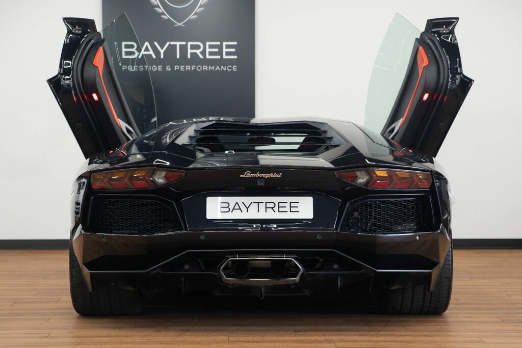 Lamborghini Aventador Lp 700-4 #20