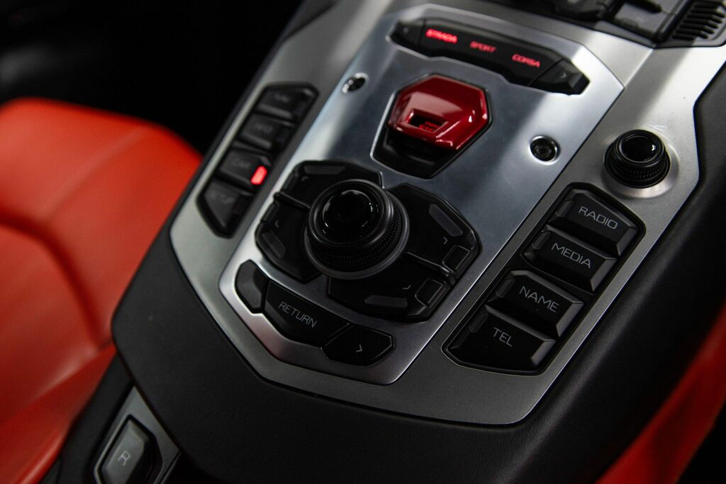 Lamborghini Aventador Lp 700-4 #39