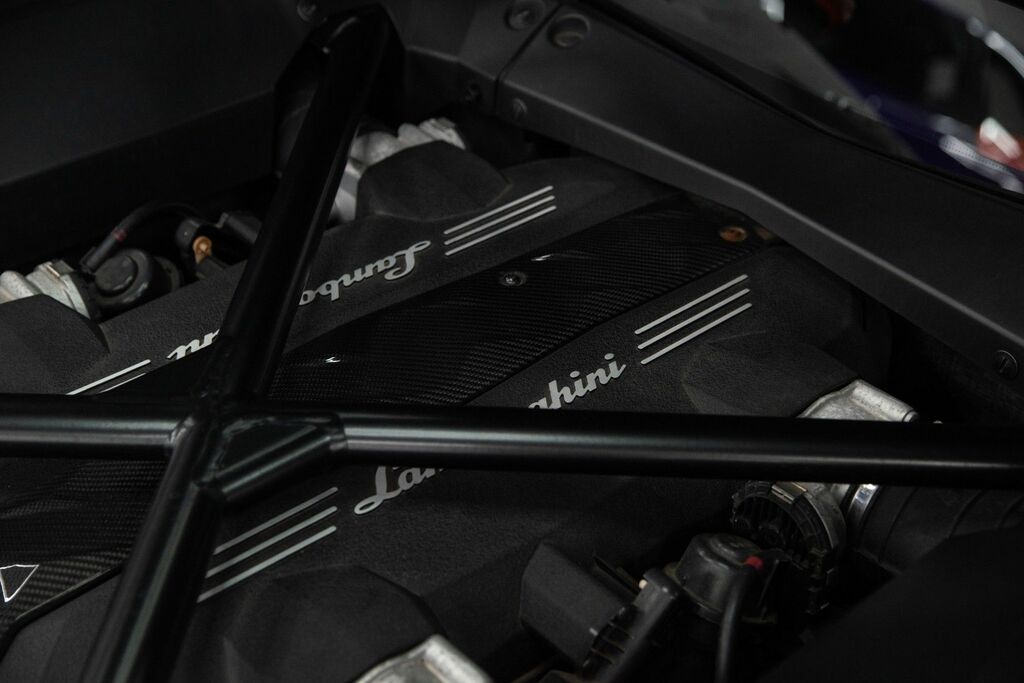 Lamborghini Aventador Lp 700-4 #28