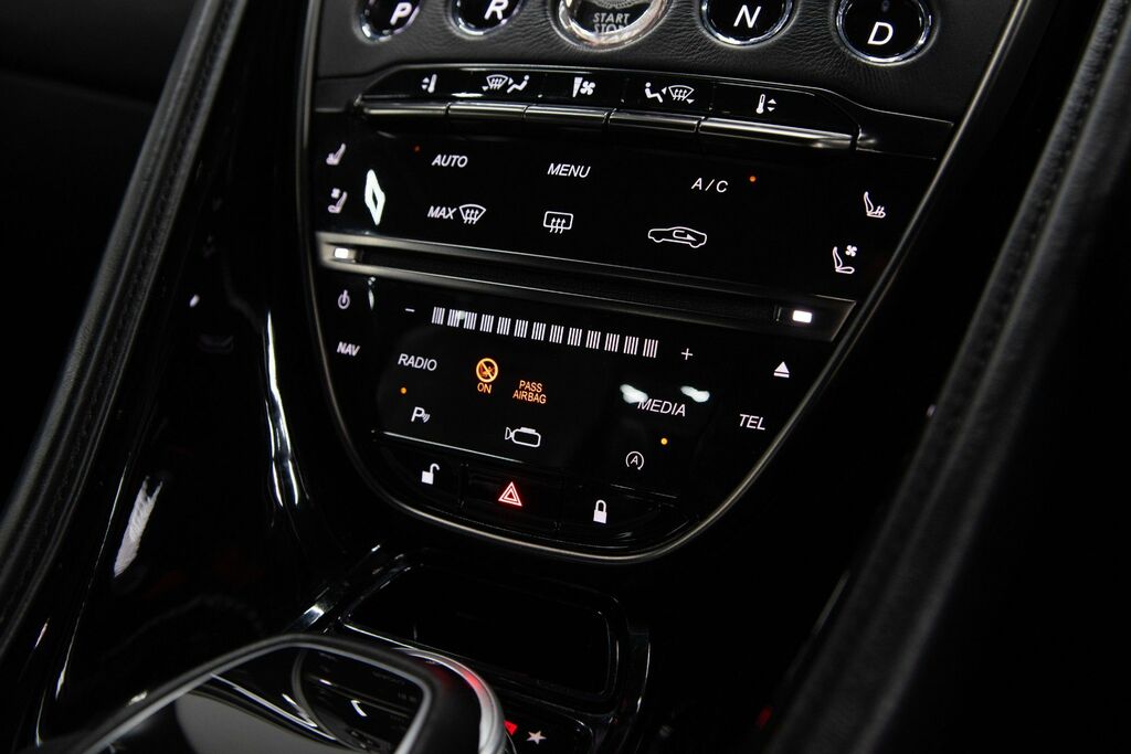Aston Martin DBS Superleggera Coupe Black #60