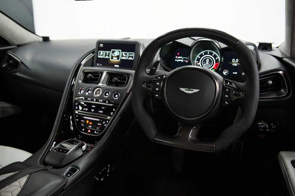 Aston Martin DBS Superleggera Coupe Black #4